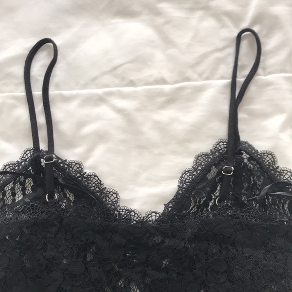 Black Lace Bodysuit - Picture 4 of 5